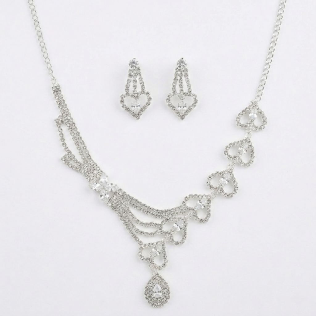 Elegant Heart Crystal Necklace and Earrings Set - Silver-Tone Rhinestone Bridal Jewellery for Weddings, Prom, and Special Occasions - Adjustable Choker with Dangle Earrings
